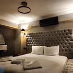 Talles Loft Hotel